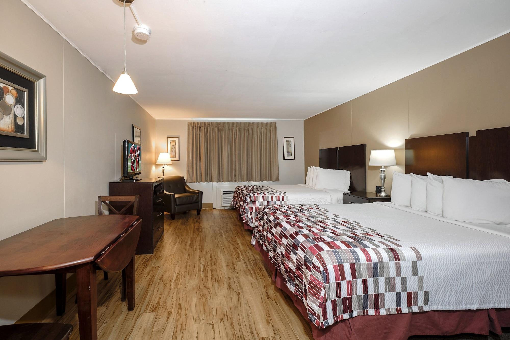 Red Roof Inn And Suites Herkimer Exterior photo